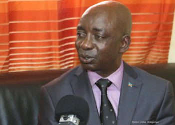 Bitakwira yavuze ko bikwiye igihugu kigacikamo, avuga n’impamvu yabyo