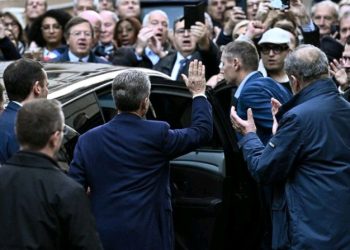 Uwahoze ari perezida w’u Bufaransa, Sarkozy yinjiye gereza