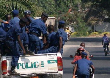 Abapolisi bakuru bo mu b’u Burundi bakorera mu Gatumba bafunzwe