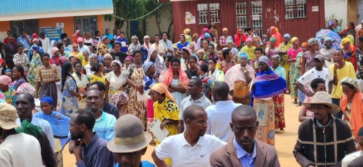 Impunzi mu gisa n’imyigaragambyo nyuma yo kwanga ibyavuye mu matora y’abayobozi muri zone ya Nyarugugu C