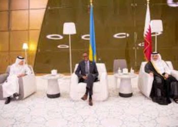 Perezida Kagame yagiranye ibiganiro na Emir Sheikh Tamim bin Hamad Al Thani