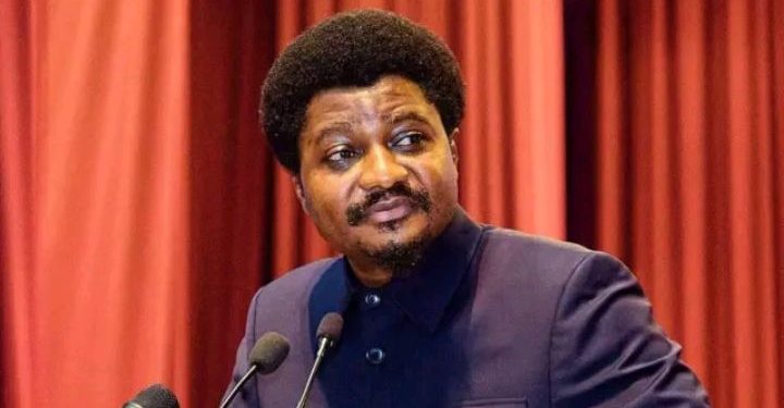 Mutamba ufunzwe yatunze agatoki bamwe mu bo perezida Tshisekedi yizeye, ananenga bikomeye imikorere y’ubutabera