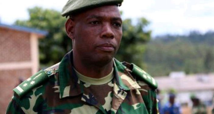 Gen. Baratuza w’Ingabo z’u Burundi yahakanye ibivugwa ku gufunga inzira, asubiza abigaragambya mu Minembwe