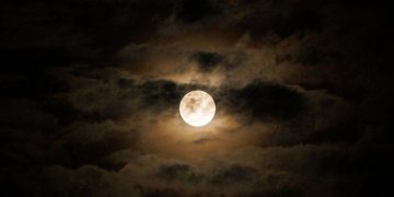 Supermoon yagaragaye mu kirere cy’u Rwanda