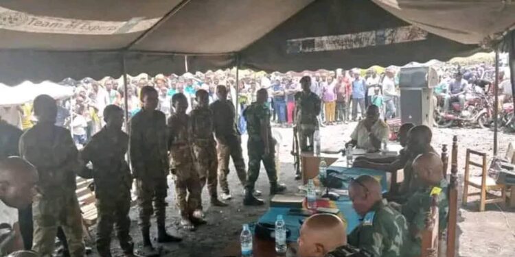 RDC: Abasirikare n’Abapolisi Bahunze i Uvira Bari Kuburanishwa i Kalemie Nyuma yo Gufatwa kw’Umujyi na AFC/M23