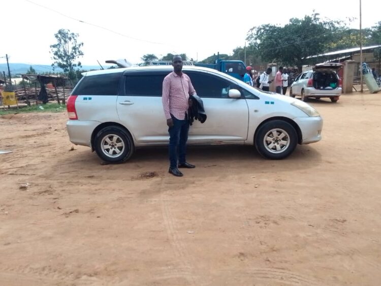Shoferi Kizehe Atanga Serivisi Zizewe zo Gutwara Abagenzi Hagati ya Nakivale na Mbarara