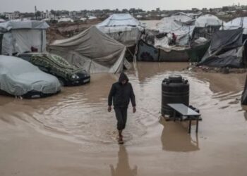 Imvura n’Imiyaga by’Itumba Bikomeje Kongera Umubabaro w’Abaturage ba Gaza