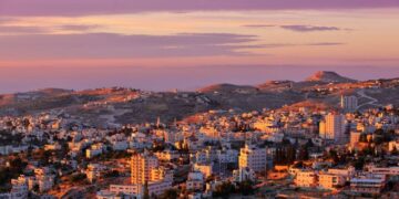 Umujyi wa Betelehemu Wasubukuye Ibikorwa bya Noheli ku Mugaragaro ku Nshuro ya Mbere mu Myaka Itatu, Abaturage bagaragaza Icyizere Gike ku Mutekano