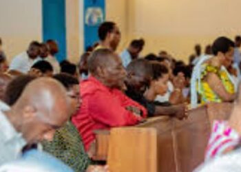 Noheli mu Gicucu cy’Ubukene i Burundi, Umunsi Mukuru Wahindutse Indorerwamo y’Ingoyi z’Ubukungu