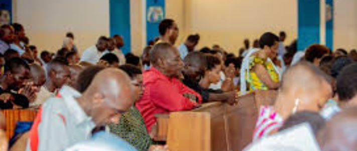 Noheli mu Gicucu cy’Ubukene i Burundi, Umunsi Mukuru Wahindutse Indorerwamo y’Ingoyi z’Ubukungu