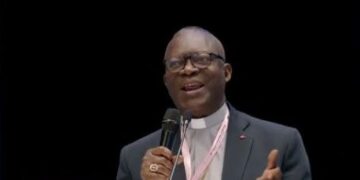 Umuyobozi mu idini rya Gatolika, Fulgence Muteba yasobanuye uburyo ubufatanye bwa Amerika na RDC bushobora kudindiza iterambere rya Congo.