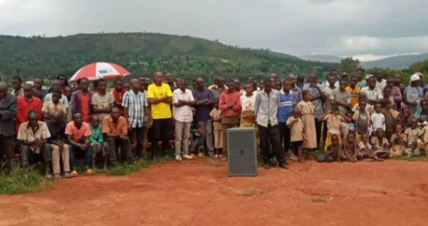 U Burundi Bufata ‘Sim Card’ zo mu Rwanda nk’Ikimenyetso cy’Ubugambanyi, Umwuka w’Intambara y’Amagambo Ukomeza Kwiyongera mu Karere