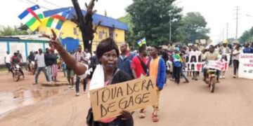 Abaturage ba Centrafrique bazindukiye mu matora y’Umukuru w’Igihugu