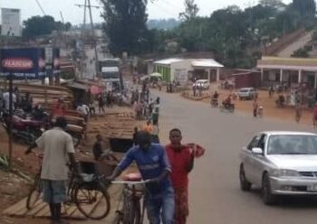 Amarondo y’Ijoro Aravuza Ubuhuha mu Burundi, Impungenge ku Mutekano, Uburenganzira bwa Muntu n’Umwuka w’Umushyamirano n’u Rwanda Birushaho Kwiyongera