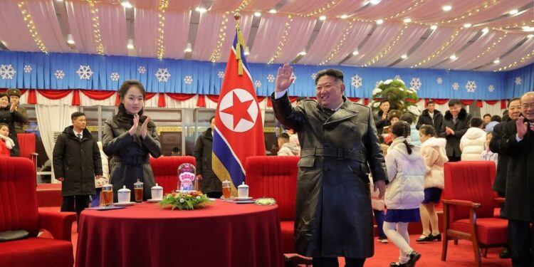 Kim Jong Un Yitabiriye Ibirori by’Ubunani, Ubuyobozi bwa Koreya ya Ruguru Butanga Ubutumwa Bukomeye ku Isi