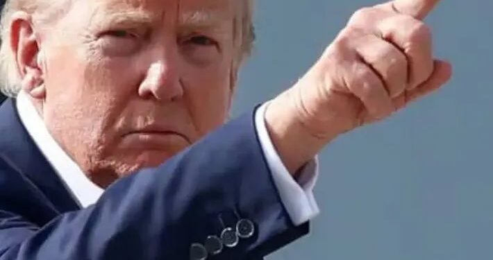 Perezida Trump Yatangaje Ingamba Zikakaye Kuri Iran, Tehran Imusubiza mu Magambo Akomeye