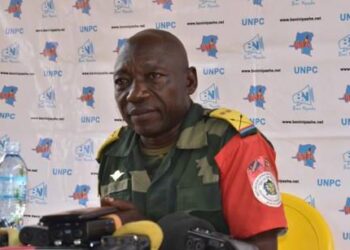 Menya Uwo Ari We Lt. Col. Mak Hazukay Wagizwe Umuvugizi w’Ingabo za FARDC Nyuma yo Guhagarikwa kwa Gen. Ekenge