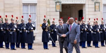 Perezida Macron na Tshisekedi Bashyize Umutekano w’Iburasirazuba bwa Congo ku Isonga ry’Ibiganiro