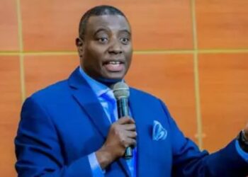 Ubuhanuzi bwa 2026: “Imana Igiye Gutangaza Ibirenze Ibyatekerezwaga ku Bayikunda” — Apôtre Dr Gitwaza