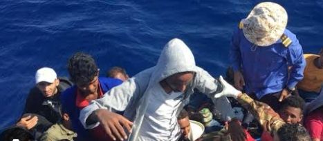 Ubwato Bwarimo Abimukira Bwarohamye, Abatari Bake Bahasiga Ubuzima