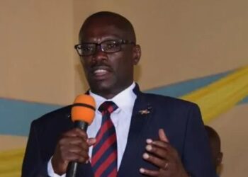 Umunyamabanga Mukuru wa CNDD-FDD Yatinyutse Guhishura Amayobera y’Ubutegetsi mu Burundi