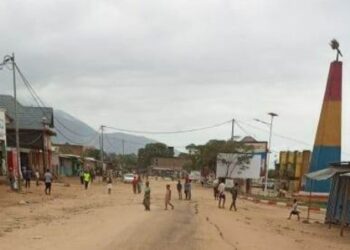 Wazalendo binjiye i Uvira nyuma yo kuhava kwa AFC/M23, hagaragara ibikorwa bikomeye by’isahurwa