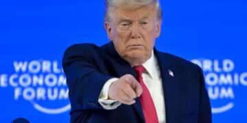 Isi mu Gihe cy’Impinduka Zidasanzwe: Uko Umwaka Umwe wa Donald Trump wahinduye Politiki Mpuzamahanga