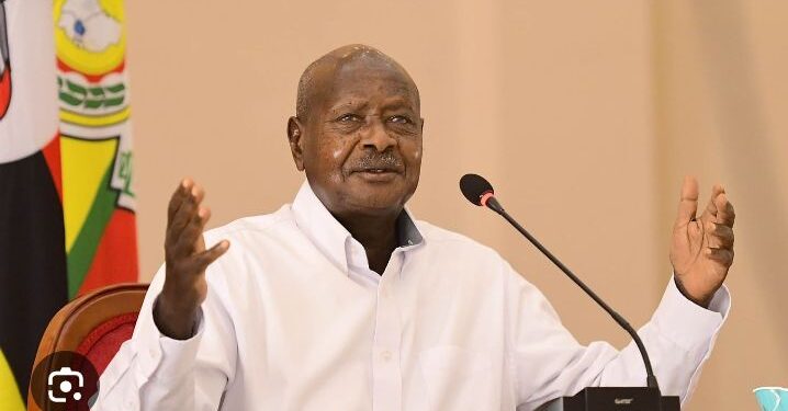 Perezida Museveni yibutsa Amateka y’Urugamba rwo mu Mashyamba, Anenga Igitutu cy’Amahanga ku Miyoborere ya Uganda