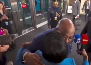 Ifoto Yavugishije Isi, Tshisekedi na Hariana mu Rujijo Rw’Itangazamakuru Mpuzamahanga