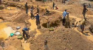 Ibyago Bikomeje Kwibasira Ubucukuzi bw’Amabuye y’Agaciro muri RDC