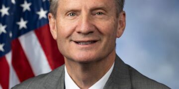 Amagambo ya Burchett ku “Bivejuru” Yongeye Gukangura Impaka ku Ibanga ryo mu Mazi ya Amerika