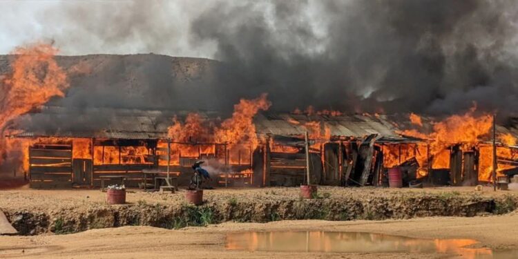 Igitero muri Ituri Cyahitanye Abantu Benshi, Intwaro Nyinshi za FARDC Ziranyagwa