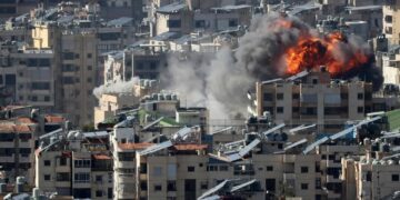 Israel na Iran Byazindukiye mu Mwuka Ukomeye w’Intambara