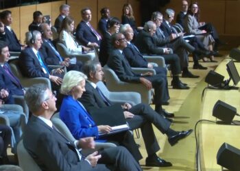 Perezida Kagame yitabiriye Inama Mpuzamahanga yiga ku Ngufu za Nikleyeri i Paris