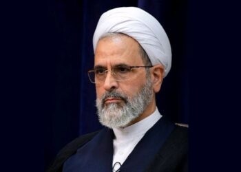 Iran mu Ihurizo Rikomeye: Ali Yiciwe mu Bitero bya Amerika na Israel, Arafi Yagizwe Umusimbura w’Agateganyo, Ibibuga by’Indege byo mu Karere Birafungwa mu Mwuka w’Intambara