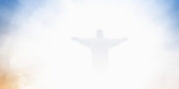 Imana Iyaremye Ijuru n’Isi: Amateka, Ibimenyetso n’Ubuhamya bwa Bibiliya ku Kubaho Kwayo