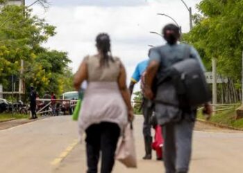 Abarundi Batuye ku Mupaka wa Ruhwa Barataka Igihombo Nyuma y’Imyaka Irenga Ibiri Umupaka uhuza u Rwanda n’u Burundi Ugifunze