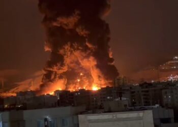 BREAKING NEWS: Ikigega Kinini cya Peteroli cya Tehran Cyafashwe n’Inkongi y’Umuriro