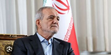 Perezida wa Irani Yasabye Imbabazi Ibihugu Bituranyi mu Gihe Ibitero bya Amerika na Israel Bikomeje