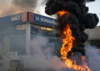 Ibihugu Bikomeye ku Isi Byatangiye Gutabara Abagenzi Bari Baheze mu Burasirazuba bwo Hagati