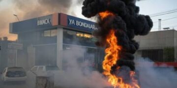 Ibihugu Bikomeye ku Isi Byatangiye Gutabara Abagenzi Bari Baheze mu Burasirazuba bwo Hagati