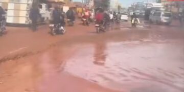 Imvura Yateje Imyuzure i Nateete i Kampala