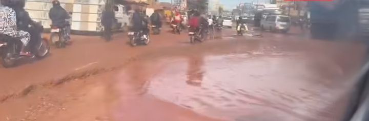 Imvura Yateje Imyuzure i Nateete i Kampala