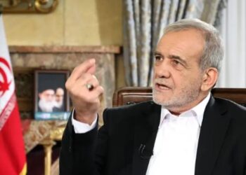 Intambara y’Amagambo hagati ya Iran na Amerika Yarushijeho Gukaza Umurego, Ishyira Isi mu Kaga