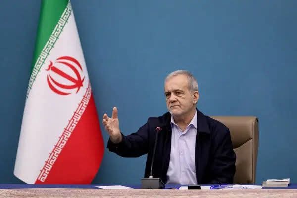 Iran Yahamagariye Abanyamerika Guhitamo Amahoro