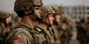 Agahenge Gatunguranye Gakomeje Guteza Impaka ku Cyerekezo cy’Intambara n’Amahoro Hagati ya Amerika na Iran