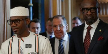 Mali en Proie à de Graves Troubles : le ministre de la Défense Sadio Camara tué dans une attaque-suicide, la sécurité continue de se détériorer