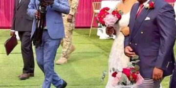 Perezida Tshisekedi yanenzwe kwitabira ibirori byinshi mu gihe abaturage be bakomeje kwicwa