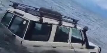 Amazi y’Ikiyaga cya Tanganyika Yahagaritse Imodoka z’Ubutabazi; Ihurizo ku Bikorwaremezo