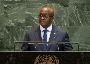 Minisitiri Nduhungirehe Yizeje Abaturage Amahoro n’Ubwirinzi Bukomeye mu Gihe Hari Impaka ku Mutekano w’Akarere